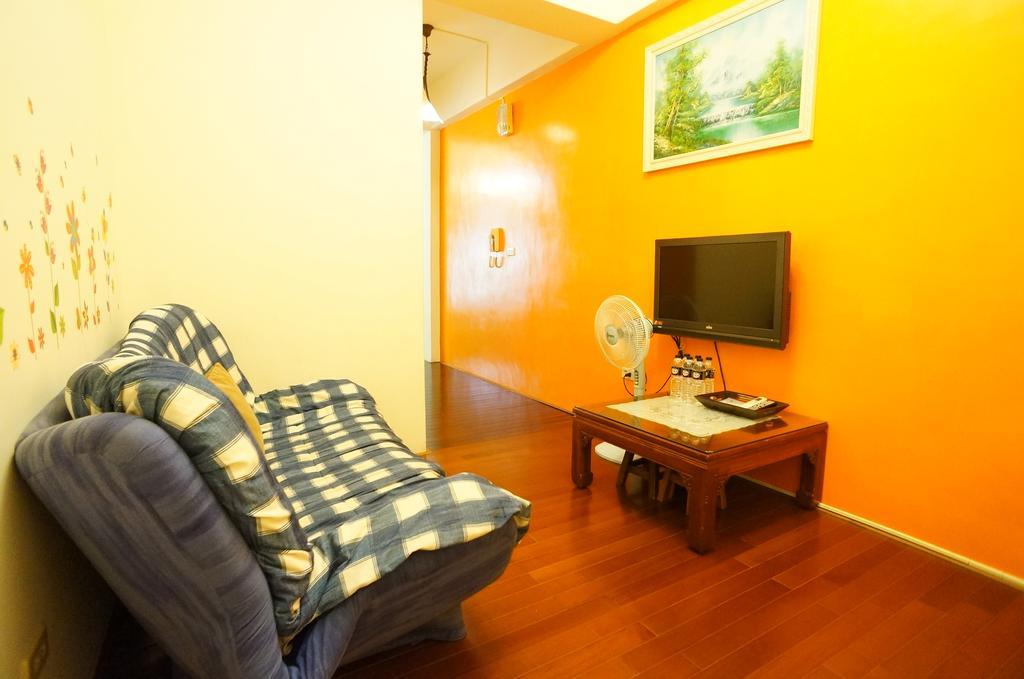לינה וארוחת בוקר Jiaxin Yaya House חדר תמונה