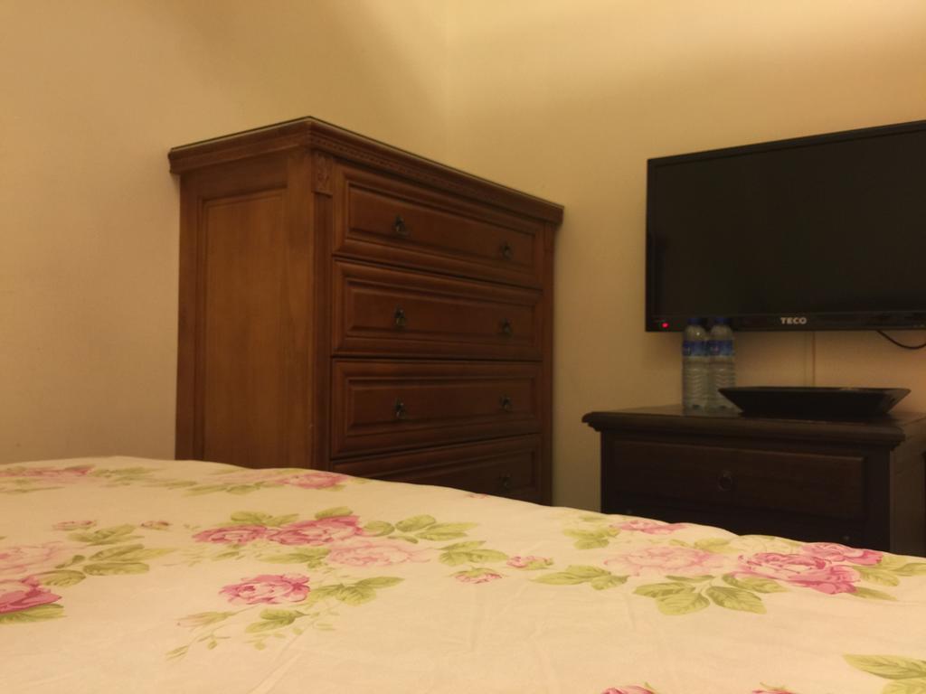 לינה וארוחת בוקר Jiaxin Yaya House חדר תמונה